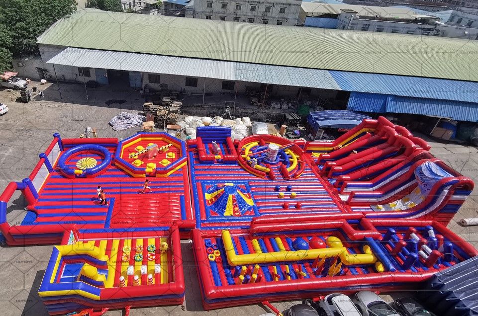 Anka Outdoor and Indoor Giant Inflatable Theme Park Inflatable